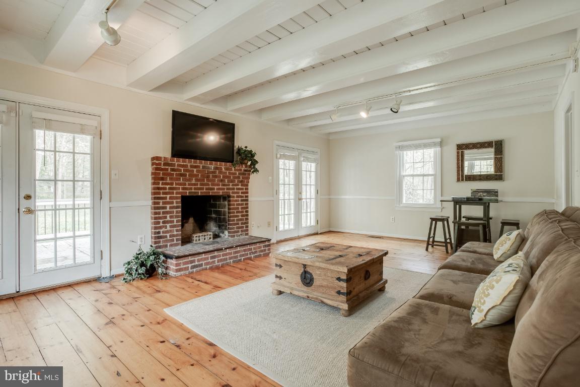 5202 Winfield Road Fairfax, VA 22030 - Photo 19 of 43 Gallery Image 19