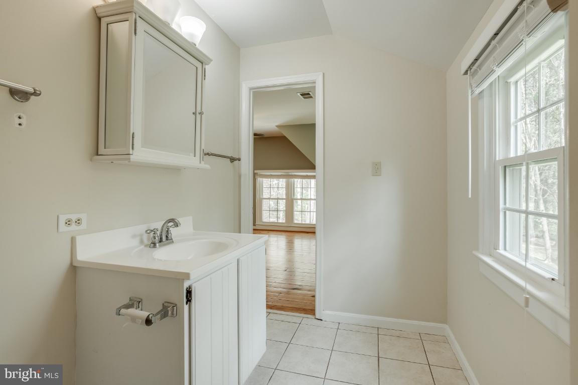 5202 Winfield Road Fairfax, VA 22030 - Photo 32 of 43 Gallery Image 32