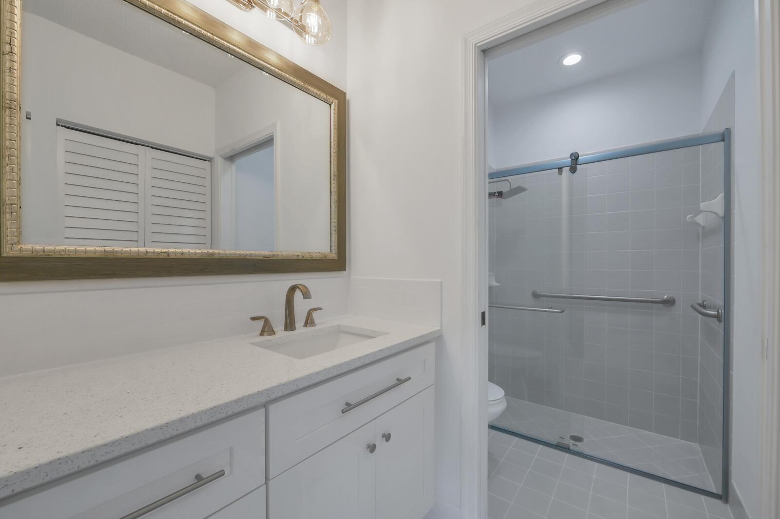 15426 Floral Club Road Delray Beach, FL 33484 - Photo 19 of 26 18 bathroom 01