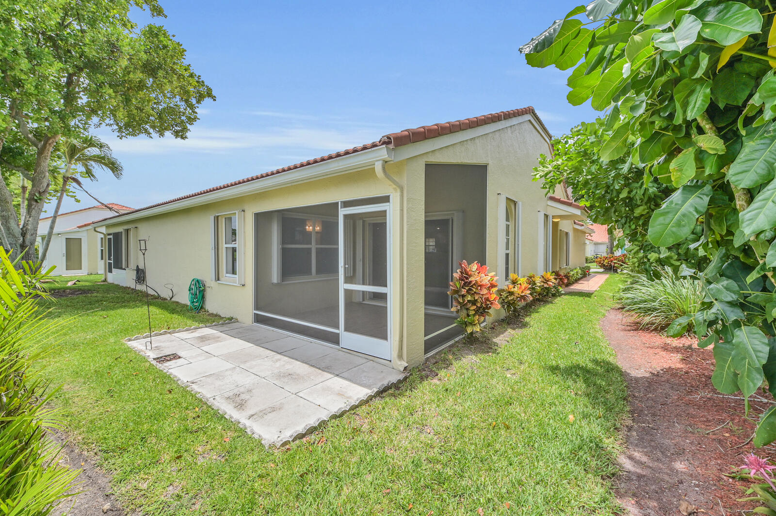 15426 Floral Club Road Delray Beach, FL 33484 - Photo 23 of 26 22 Patio 02
