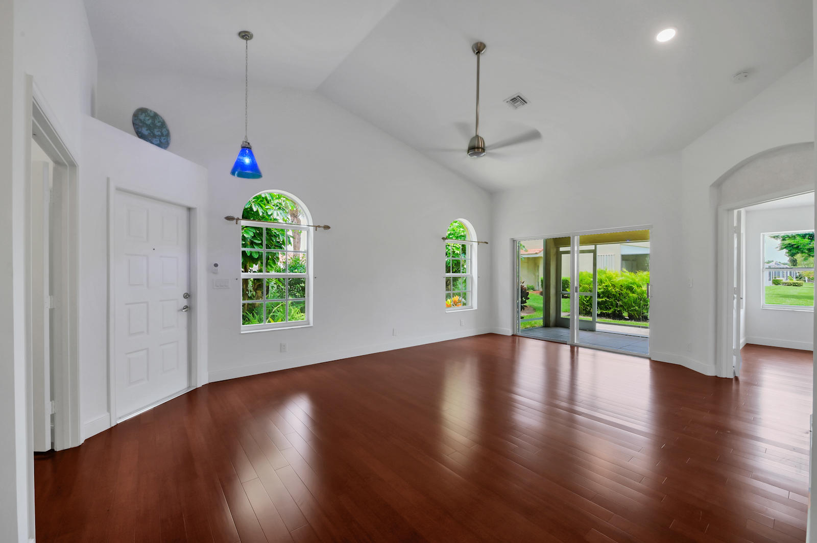 15426 Floral Club Road Delray Beach, FL 33484 - Photo 6 of 26 05 living room 02