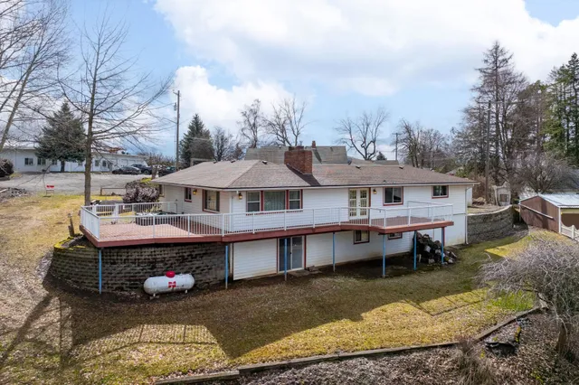 $389,000 | 147 Lindsey Street, Tekoa, WA 99033