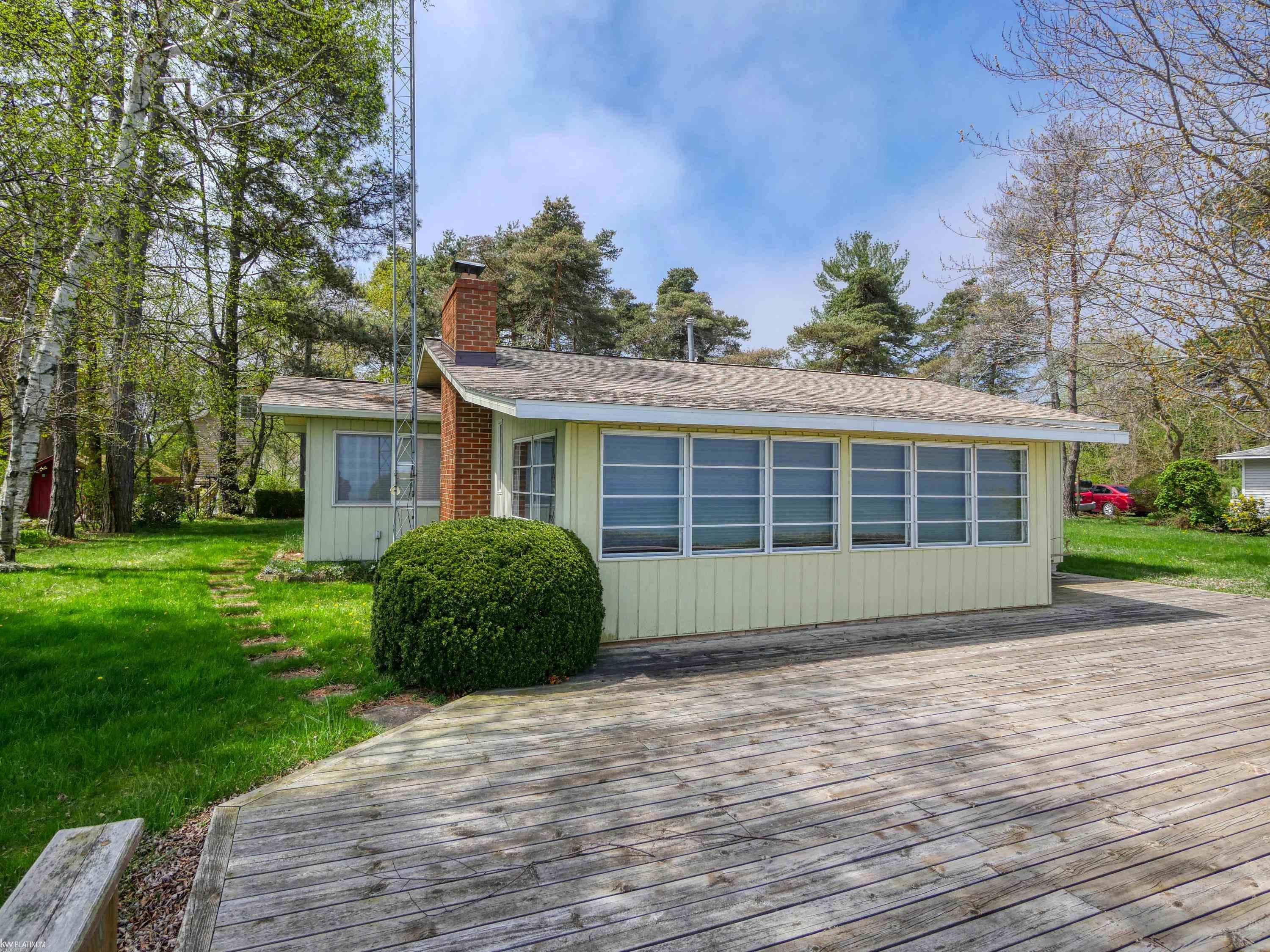 3894 Lakeshore Road Deckerville, MI 48427 - Photo 14 of 31 50141376-953d8d63-f9c5-4fcb-9574-85fb952264fc.JPG