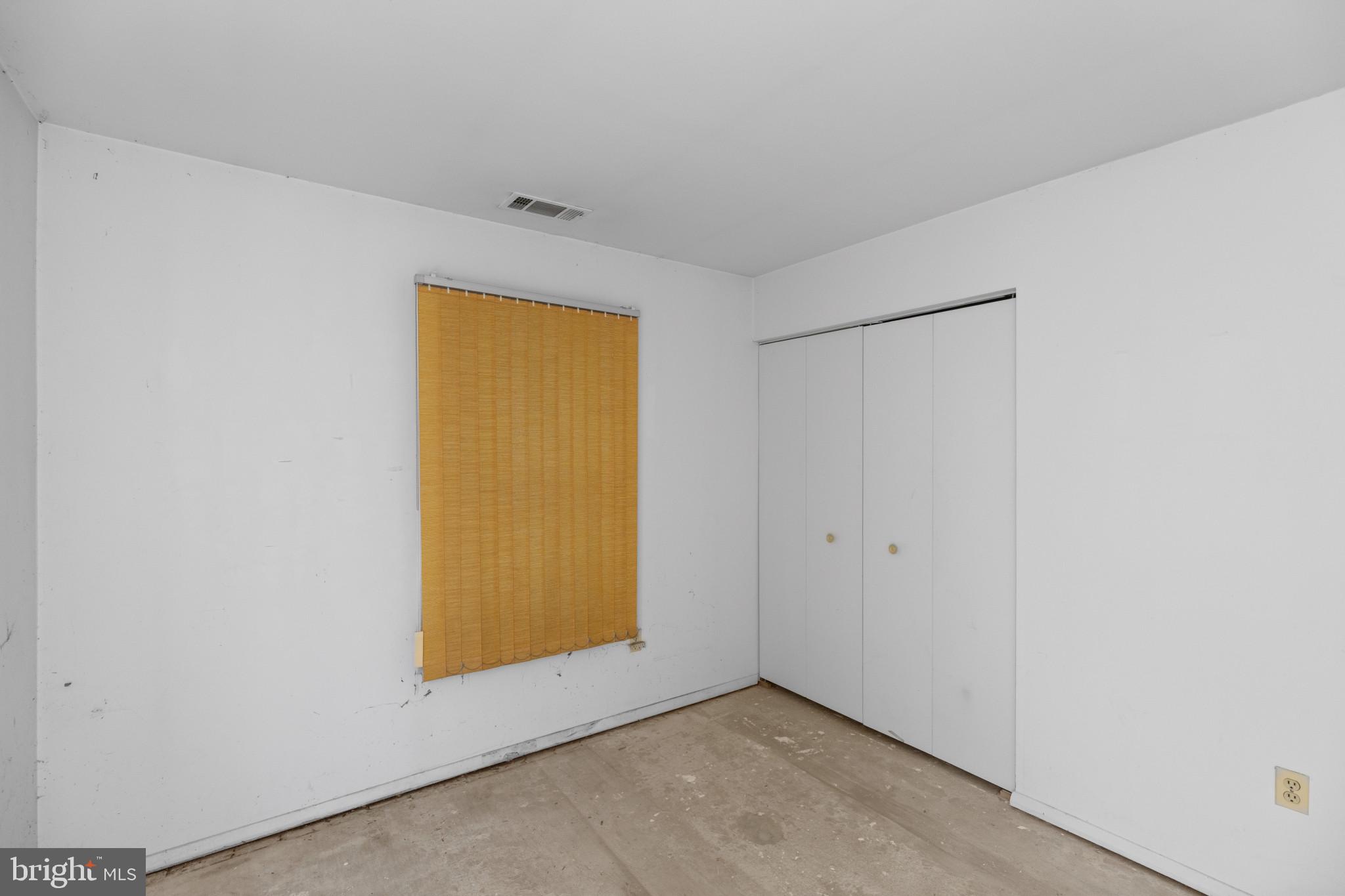 6231 Marlora Road Baltimore, MD 21239 - Photo 20 of 27 Bedroom 3