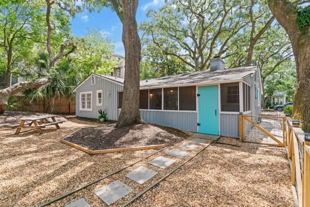 $1,115,000 | 1145 Park Lane, St. Simons Island, GA 31522