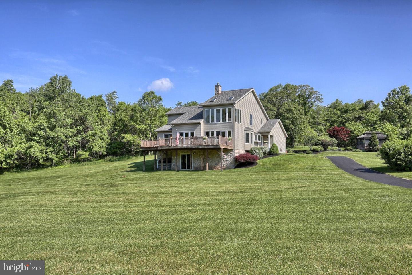 256 Willis Road Etters, PA 17319 - Photo 41 of 52 Rear view