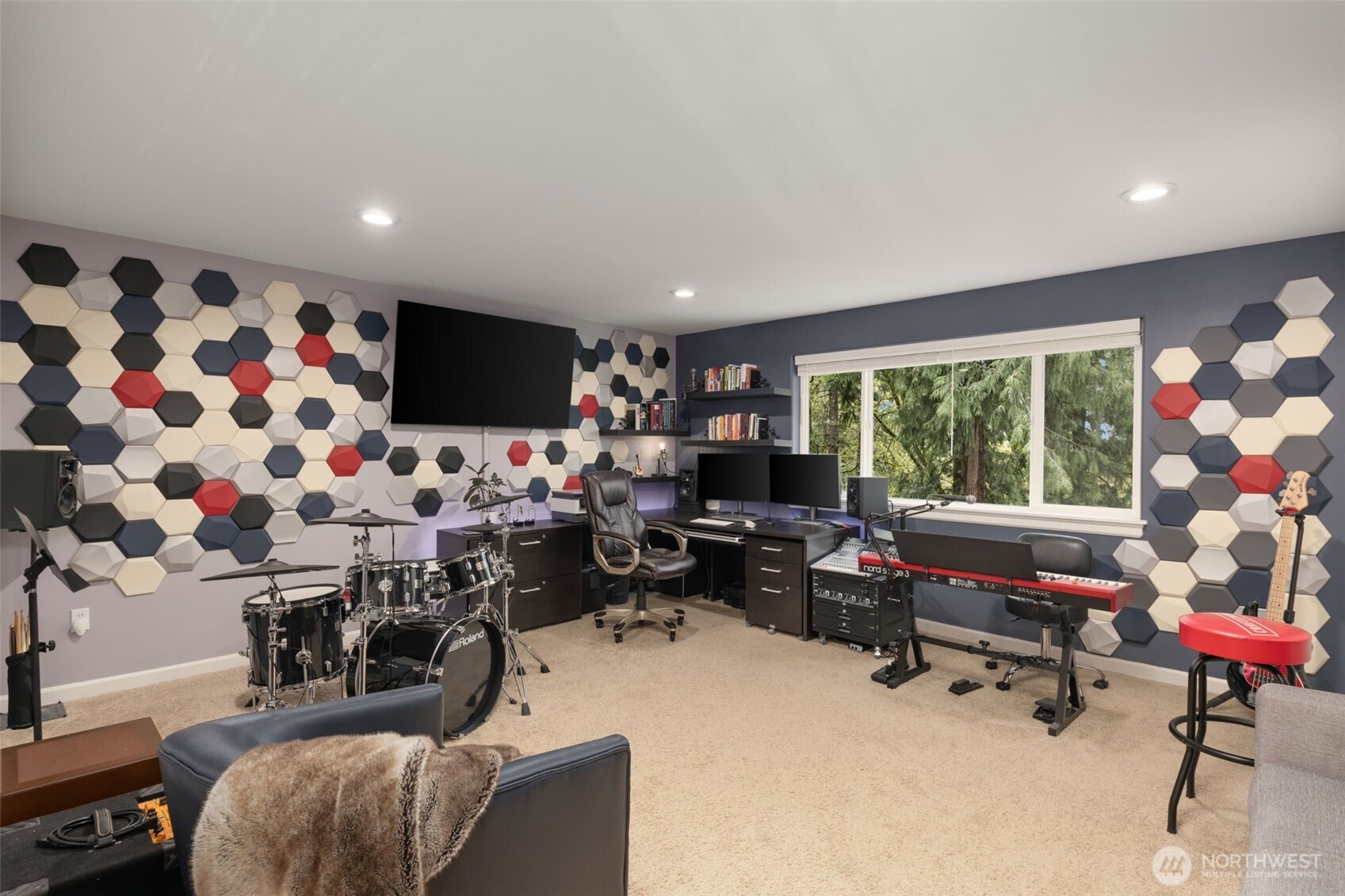 15820 104th Avenue Northeast Bothell, WA 98011 - Photo 21 of 40