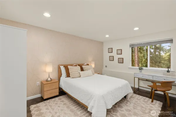 $2,025,000 | 15820 104th Avenue Northeast, Bothell, WA 98011