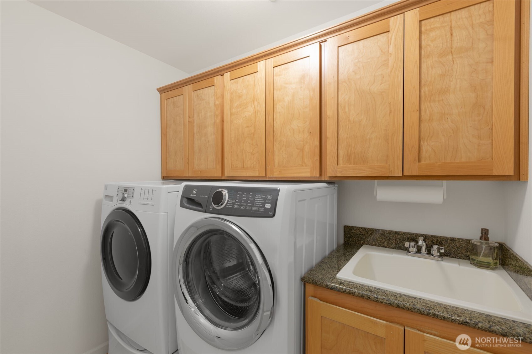 15820 104th Avenue Northeast Bothell, WA 98011 - Photo 29 of 40