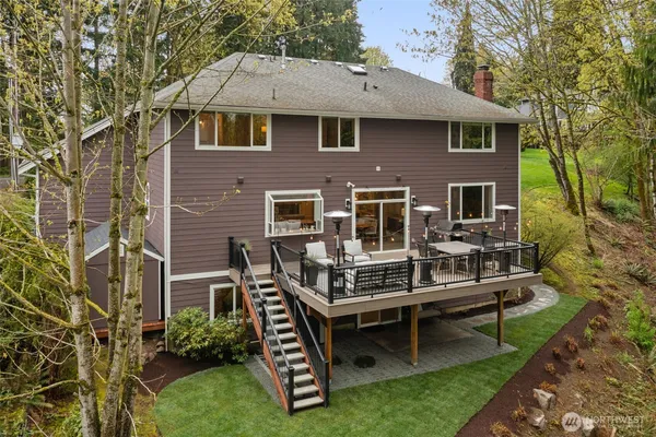 $2,025,000 | 15820 104th Avenue Northeast, Bothell, WA 98011