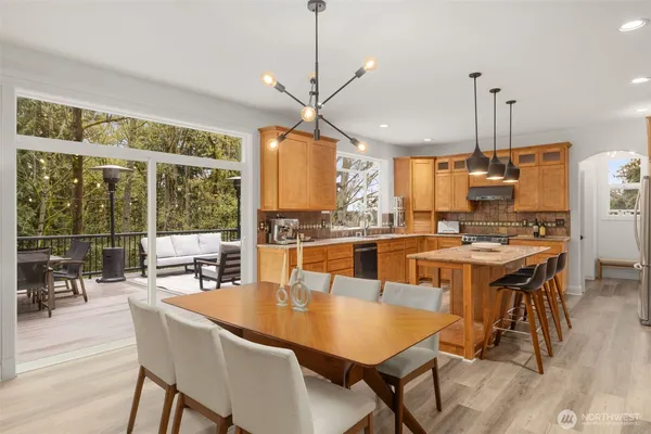 $2,025,000 | 15820 104th Avenue Northeast, Bothell, WA 98011