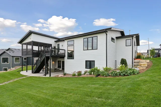 $895,000 | 3169 Bella Terra Lane Northeast, Rochester, MN 55906
