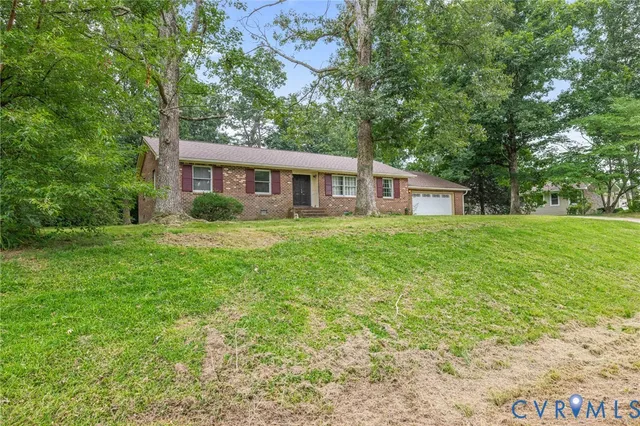 $275,000 | 10105 Southampton Road, Disputanta, VA 23842