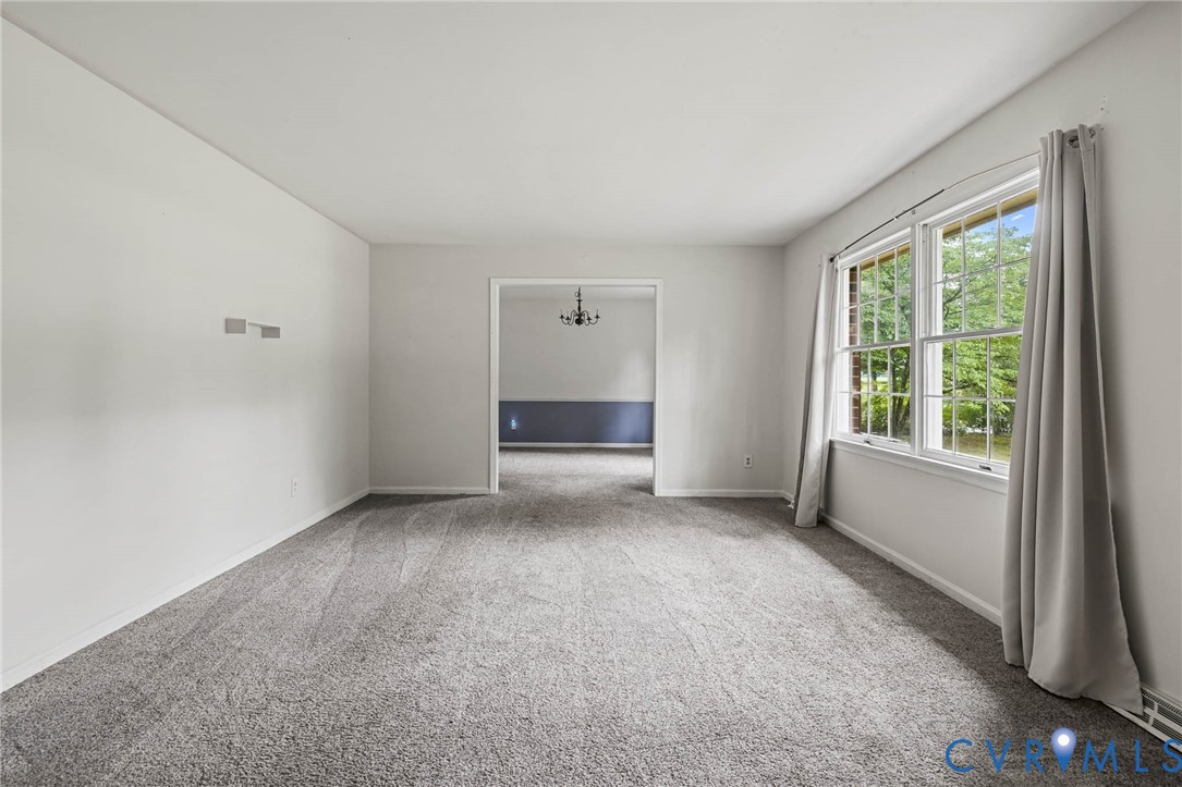 10105 Southampton Road Disputanta, VA 23842 - Photo 5 of 25