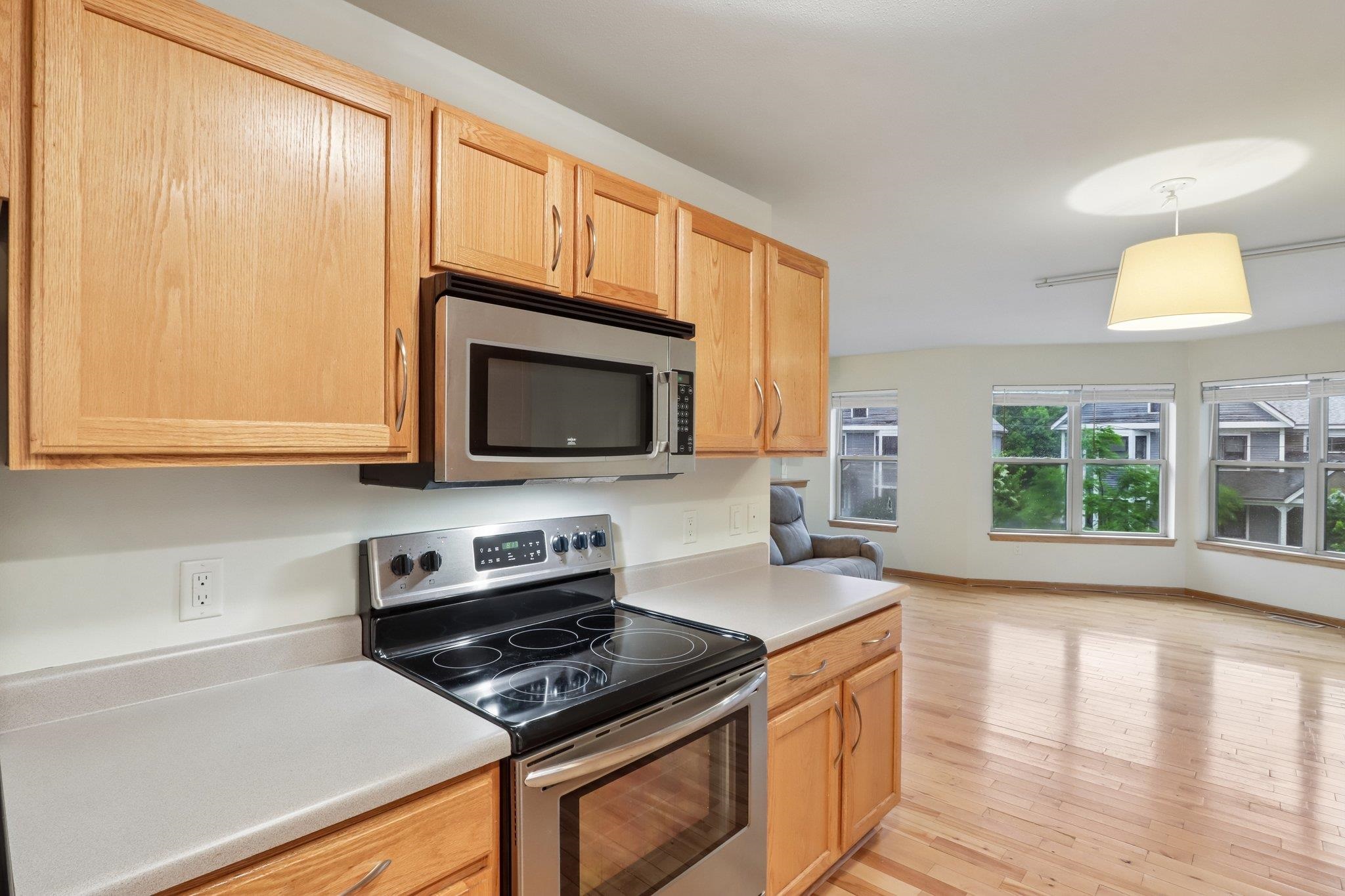 641 East Dayton Street Madison, WI 53703 - Photo 10 of 35