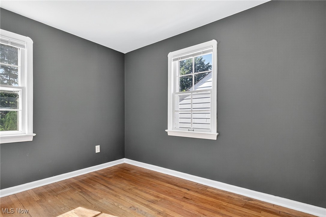 1078 Winston Road Cleveland, OH 44121 - Photo 21 of 47