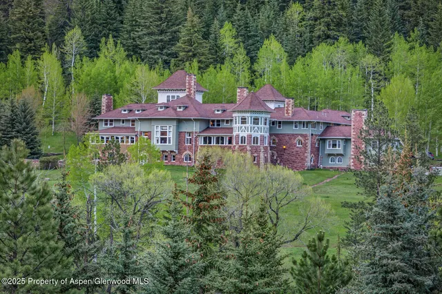 $3,800,000 | 251 Chair Mountain Drive, Redstone, CO 81623