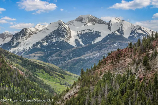 $3,800,000 | 251 Chair Mountain Drive, Redstone, CO 81623