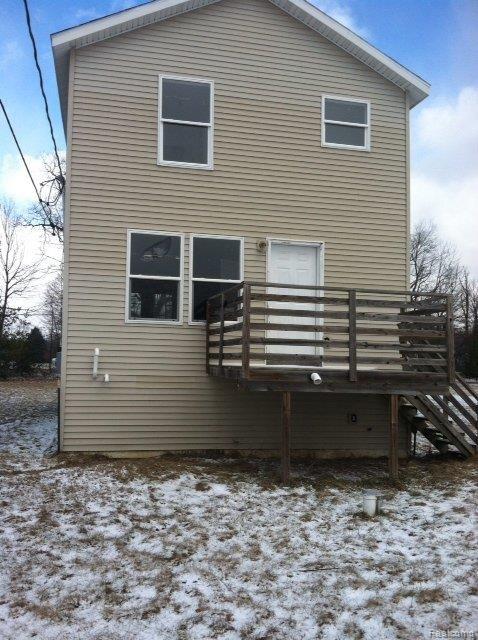 10939 Converse Road Fowlerville, MI 48836 - Photo 2 of 9 back.jpg