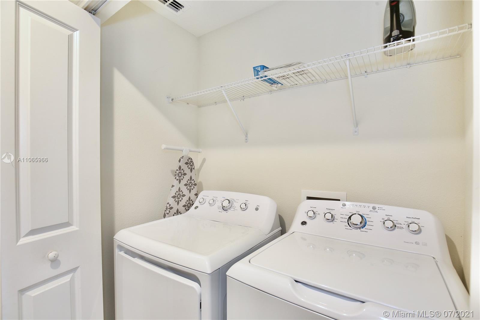 1565 Sandbagger Drive Davenport, FL 33896 - Photo 23 of 46