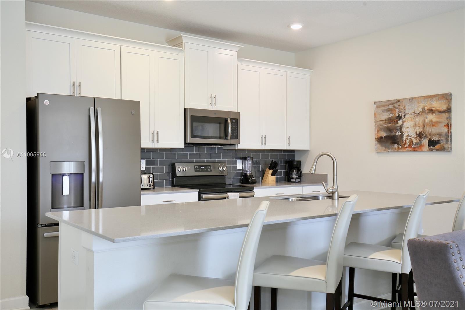 1565 Sandbagger Drive Davenport, FL 33896 - Photo 7 of 46