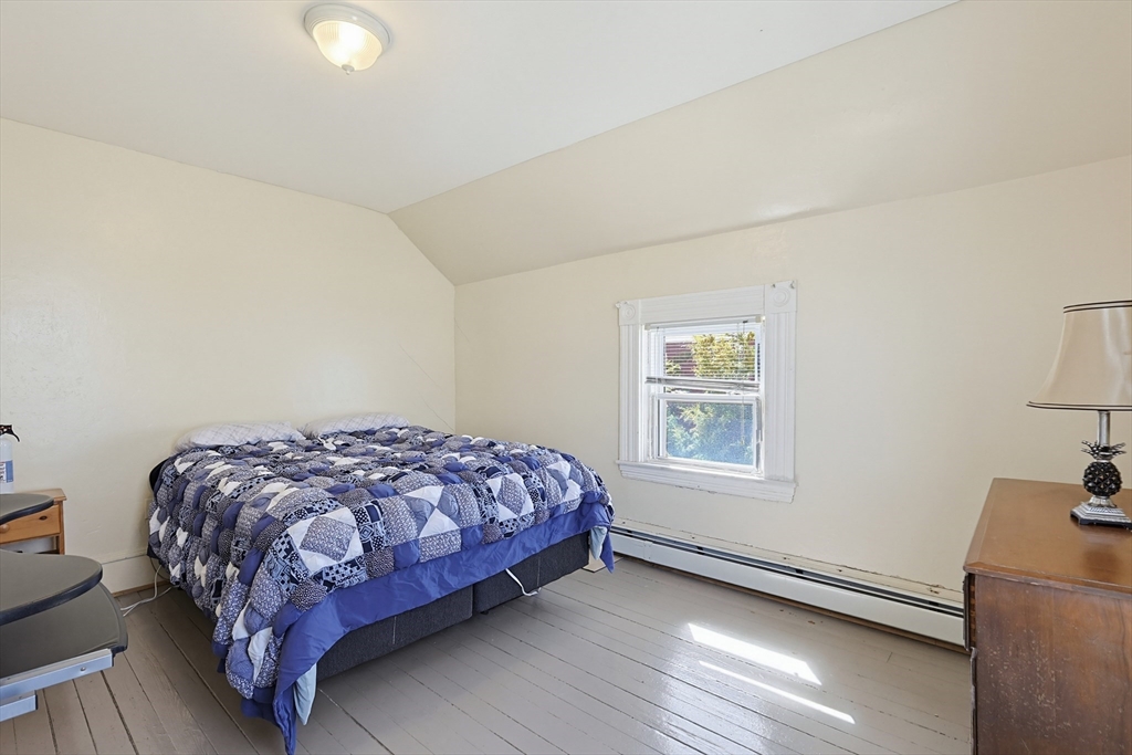 391 Middle Street Fall River, MA 02724 - Photo 39 of 42