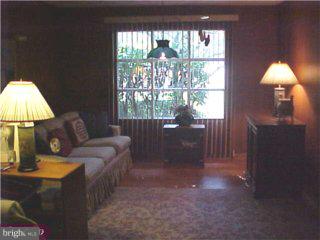 328 Golf Hills Road Havertown, PA 19083 - Photo 4 of 6