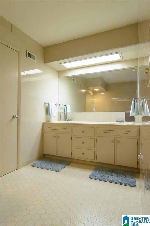 3652 Rockhill Road Birmingham, AL 35223 - Photo 21 of 32