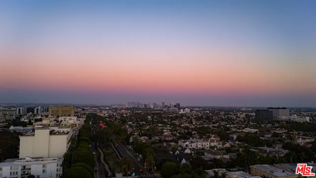 $1,795,000 | 9321 Burton Way, Unit A, Beverly Hills, CA 90210