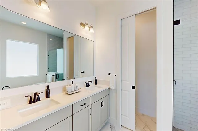 $1,199,000 | 3697 Sapphire Cove Circle, Naples, FL 34114