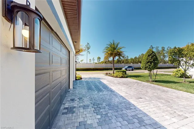 $1,199,000 | 3697 Sapphire Cove Circle, Naples, FL 34114