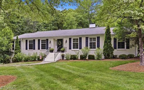 $560,000 | 370 Staffordshire Road, Winston-Salem, NC 27104
