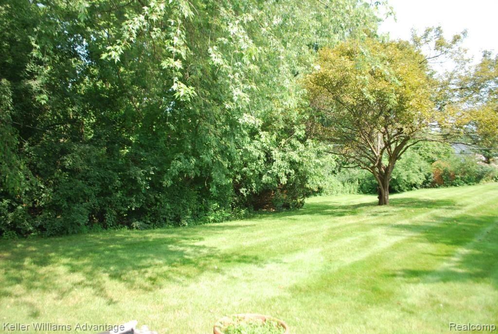 29806 West Eleven Mile Road Farmington Hills, MI 48334 - Photo 26 of 33