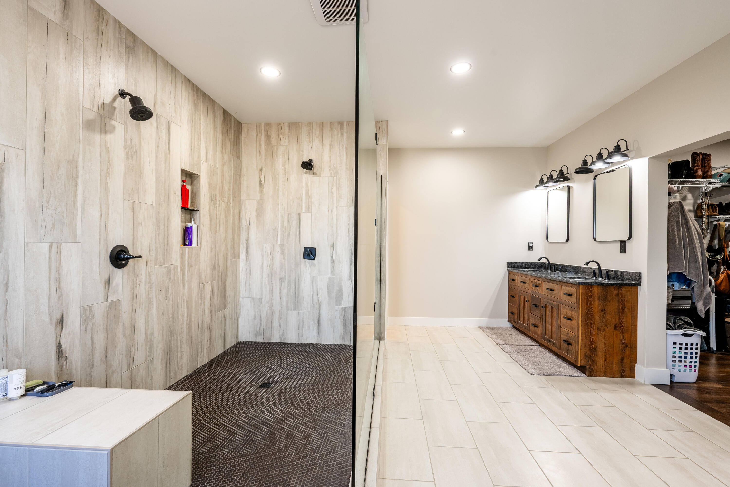 188 Early Creek Road, Unit A Ranchester, WY 82839 - Photo 26 of 70 27