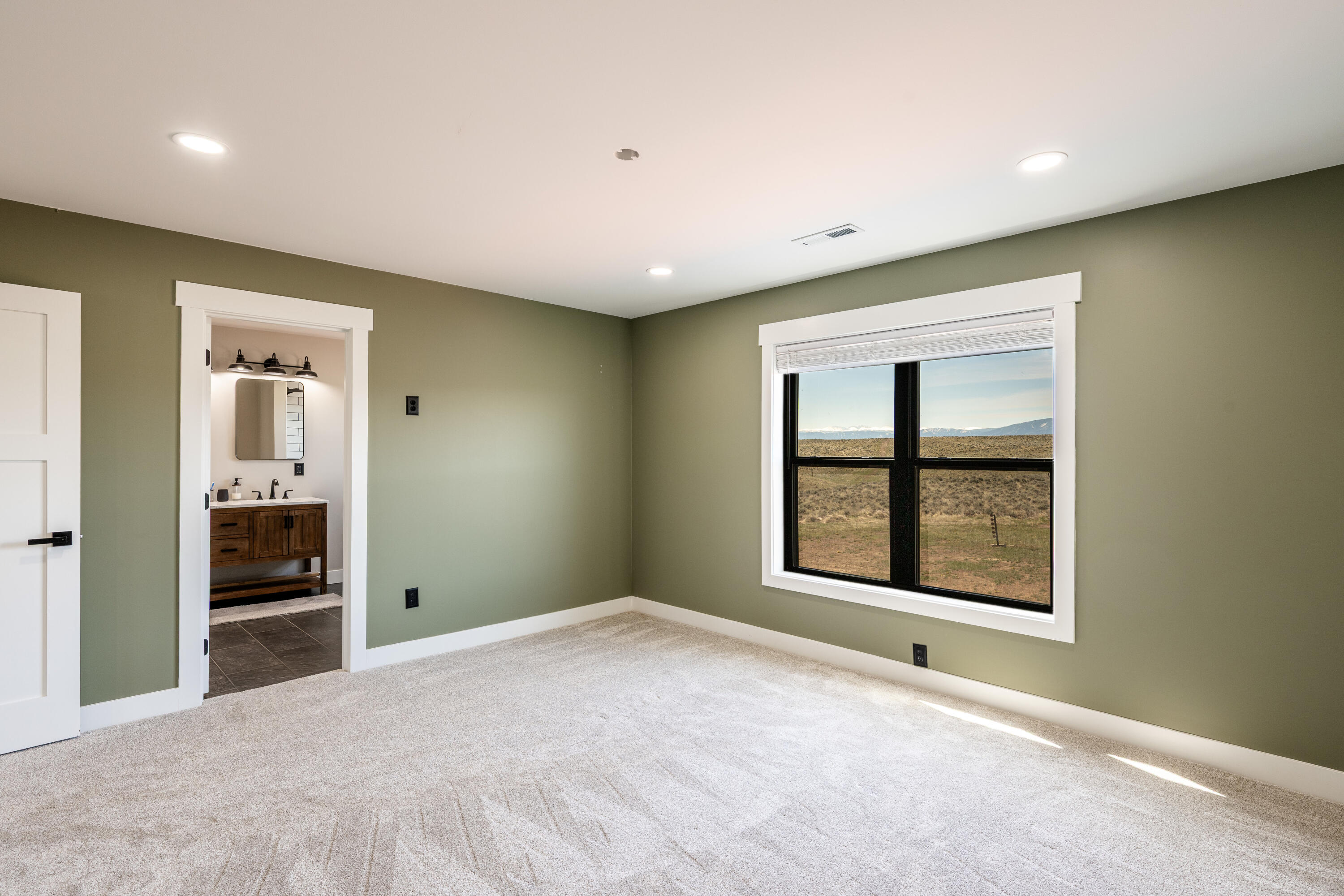 188 Early Creek Road, Unit A Ranchester, WY 82839 - Photo 35 of 70 35