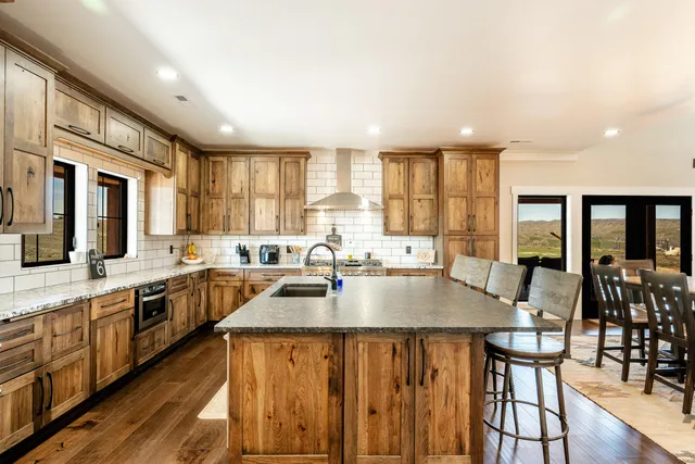 $1,650,000 | 188 Early Creek Road, Unit A, Ranchester, WY 82839