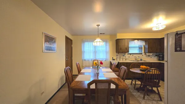 $184,900 | 6051 South Archer Avenue, Unit 3B, Chicago, IL 60638