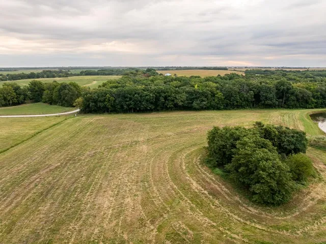 $119,500 | 2 Southeast 1151st Road, Windsor, MO 65360