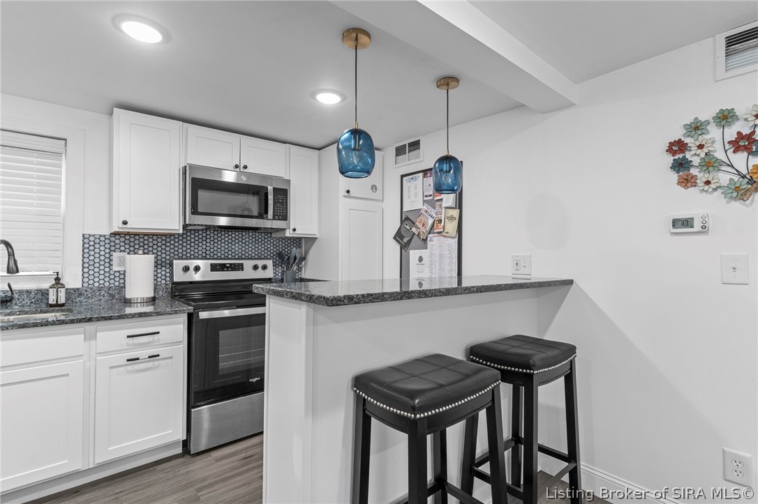 118 Ferry Street Madison, IN 47250 - Photo 6 of 28