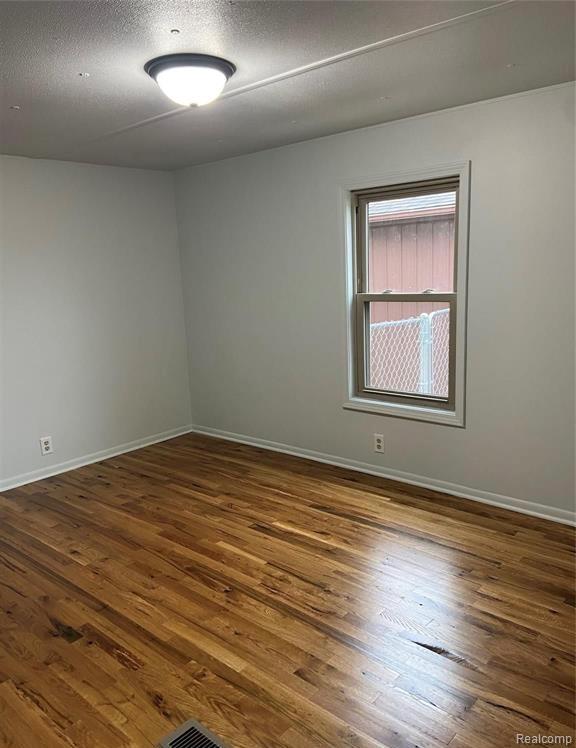 5275 Lippincott Road Lapeer, MI 48446 - Photo 10 of 24