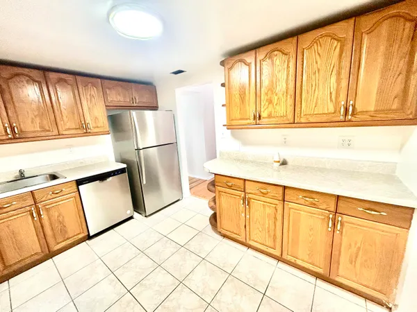 $1,800 | 4314 Northwest 9th Avenue, Unit 42B, Deerfield Beach, FL 33064