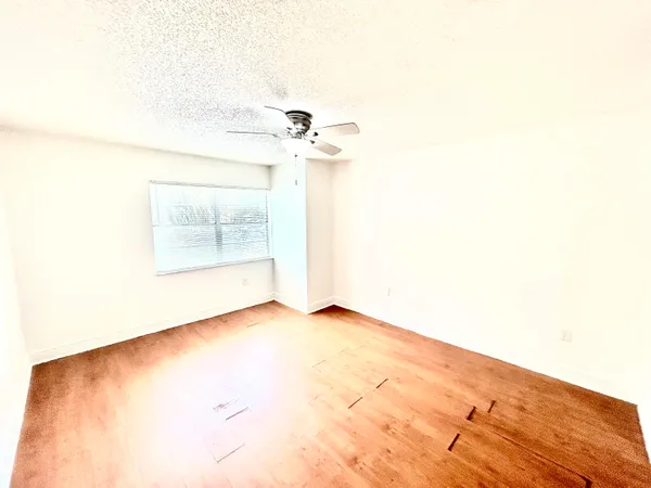 $1,800 | 4314 Northwest 9th Avenue, Unit 42B, Deerfield Beach, FL 33064