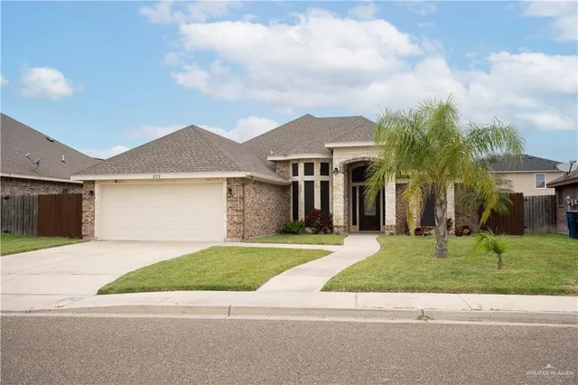 $2,300 | 2112 Kilgore Avenue, McAllen, TX 78504