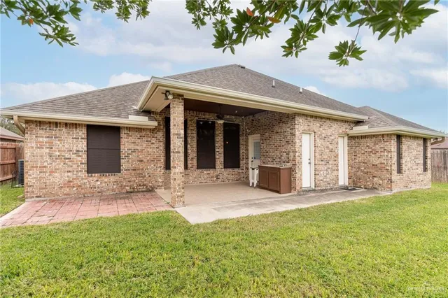 $2,300 | 2112 Kilgore Avenue, McAllen, TX 78504
