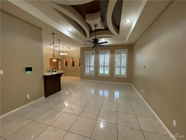 $2,300 | 2112 Kilgore Avenue, McAllen, TX 78504