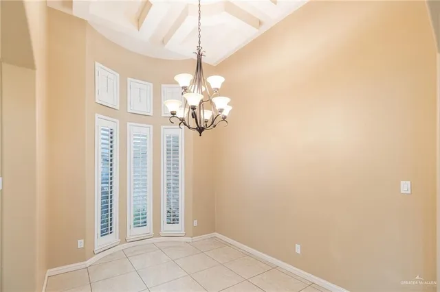 $2,300 | 2112 Kilgore Avenue, McAllen, TX 78504