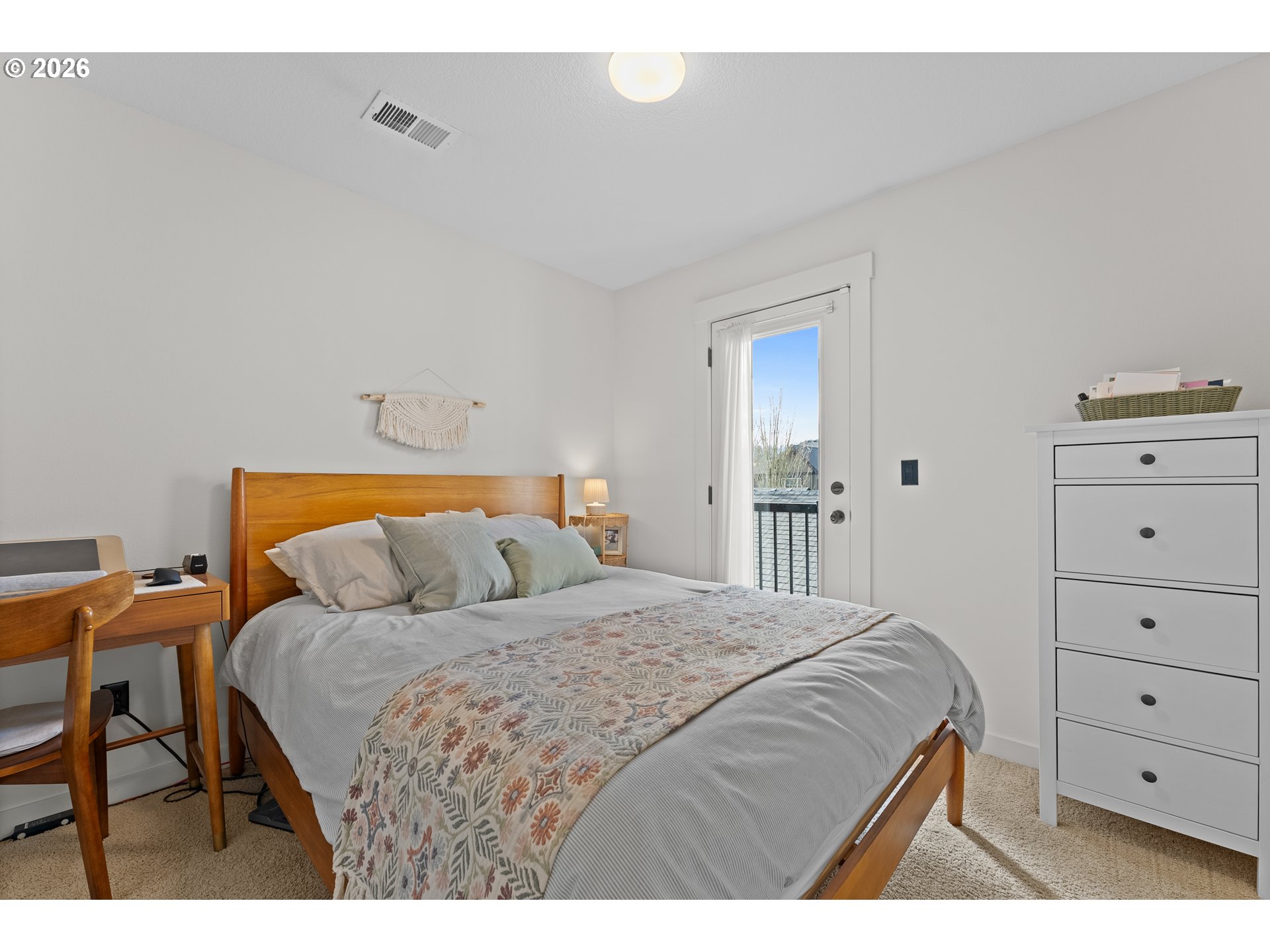 2825 Southeast 16th Avenue Portland, OR 97202 - Photo 29 of 33 Bedroom