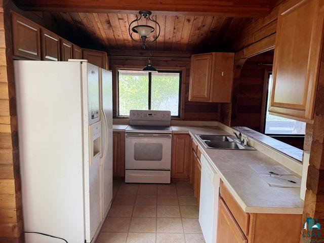 14649 Canadian Border Road Ely, MN 55731 - Photo 3 of 16 Kitchen