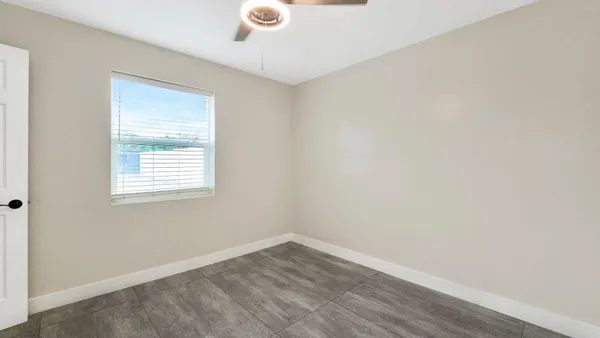 $2,750 | 1216 East Desert Park Lane, Phoenix, AZ 85020