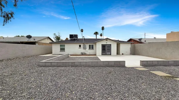 $2,750 | 1216 East Desert Park Lane, Phoenix, AZ 85020